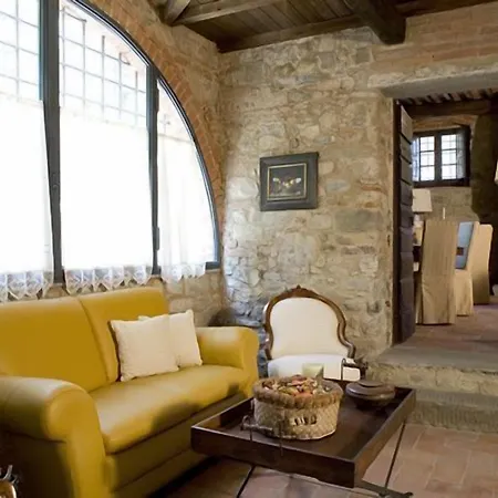 Relais Colline San Biagio 4* Карминьяно